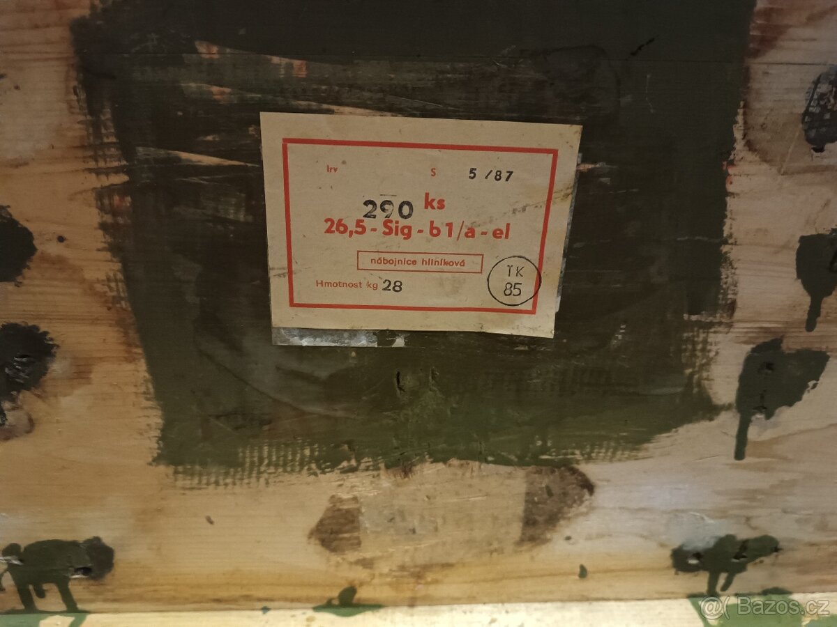 Staré vojenské bedny od nábojů - 9