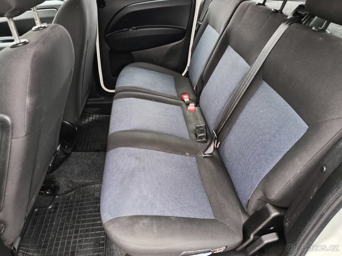 Opel Combo Tour 1.6 CDTi RV2017 odpočet DPH - 9