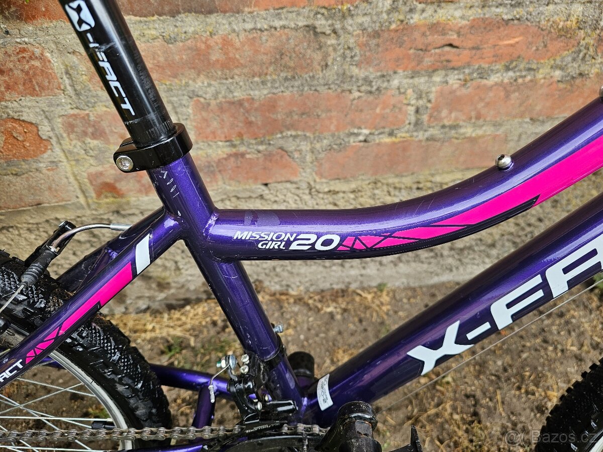 Dívčí kolo X-FACT 20 - 9