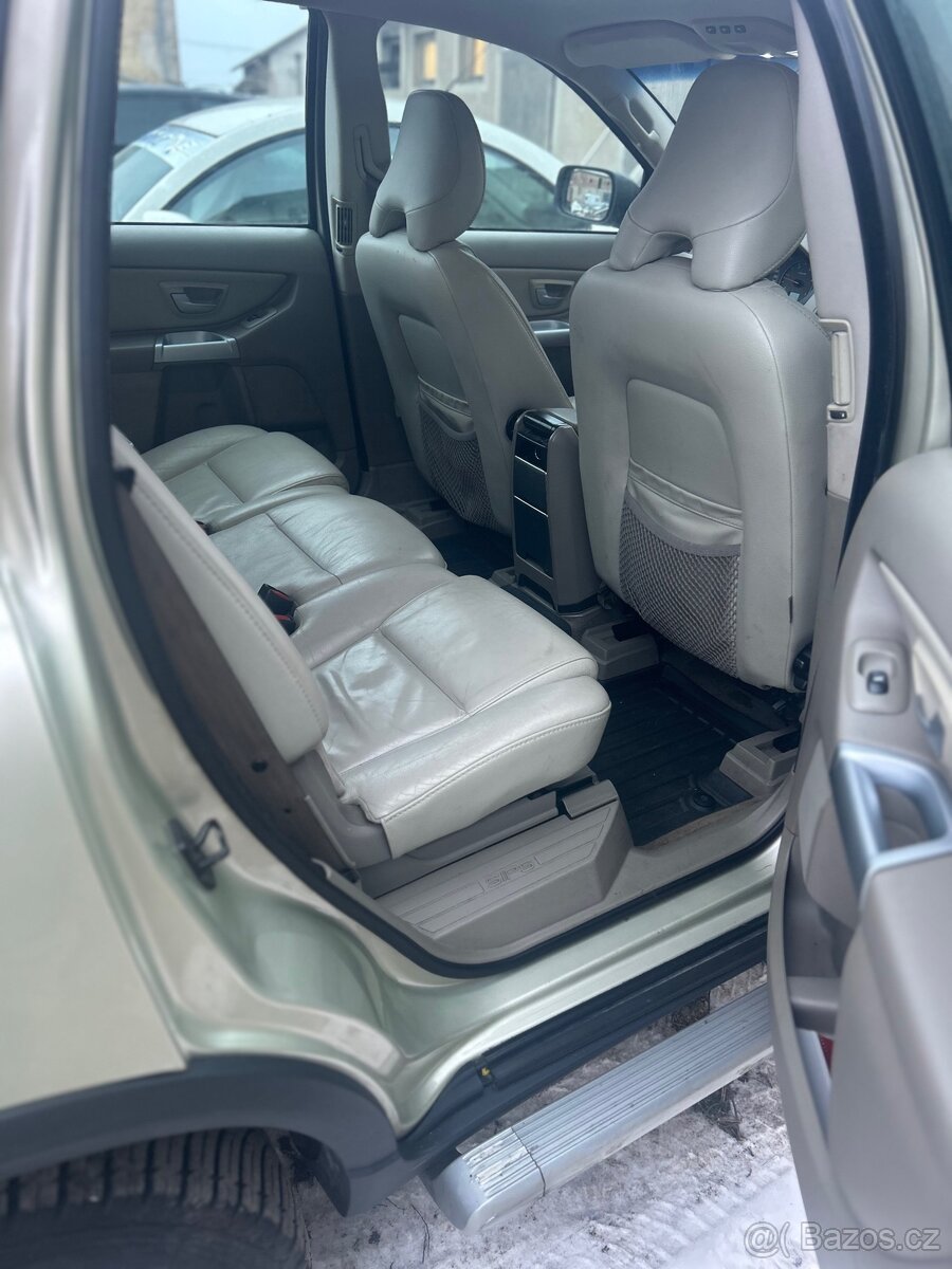 Prodám Volvo XC90 D5, 136kw - 9