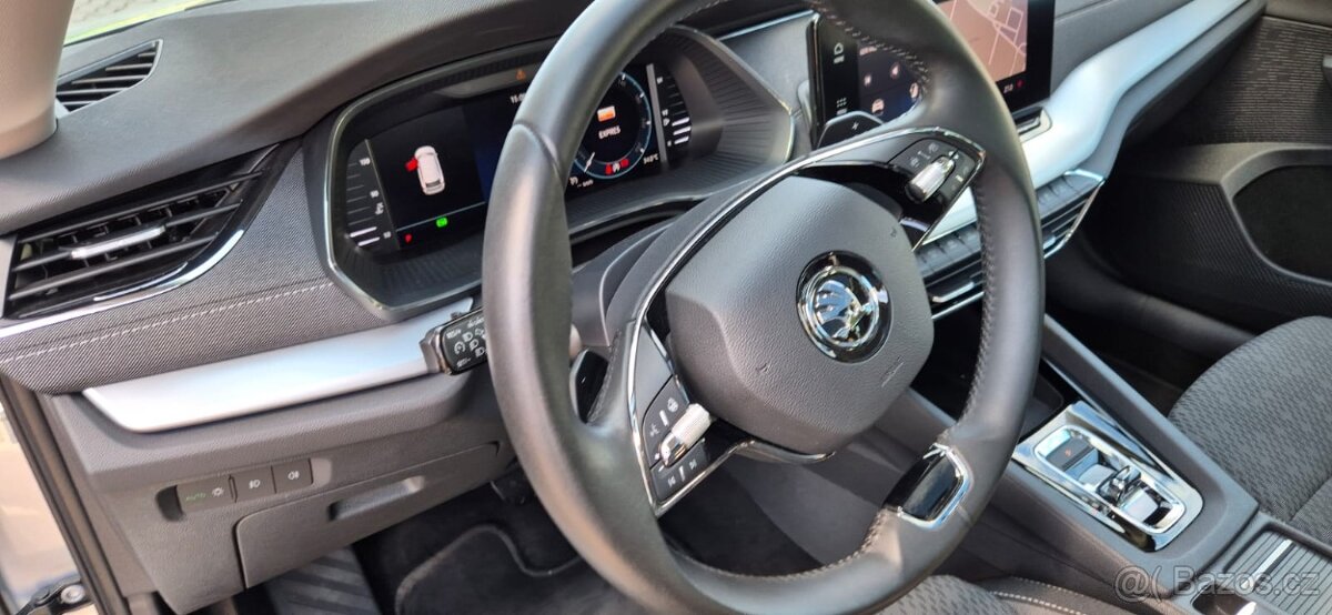 Škoda Octavia Combi 2.0 TDI STYLE First Edition - 9