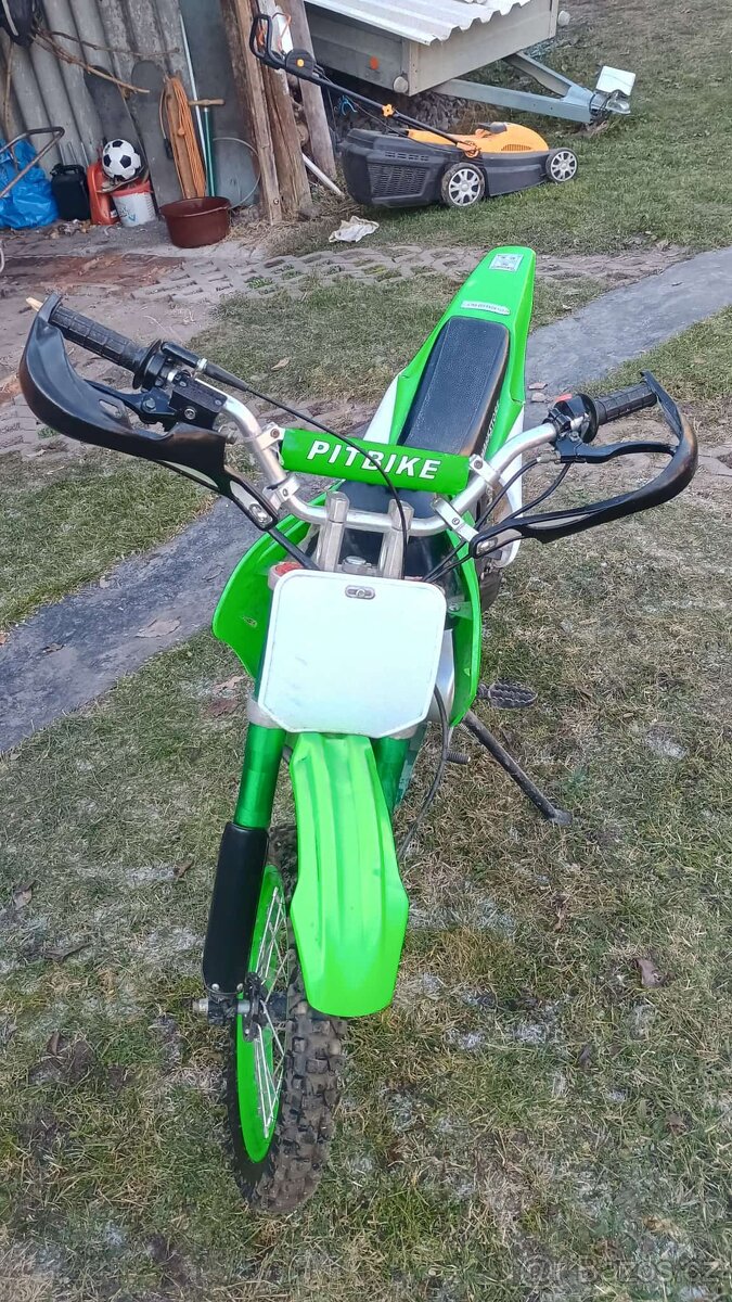 Prodám pitbike 125 14/12 + helma - 9