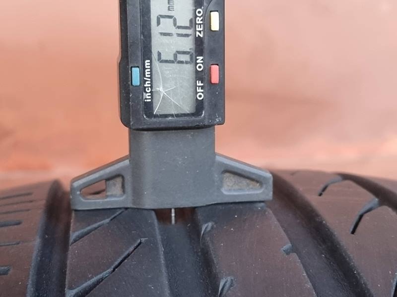 Letní Toyo 215/50/18 - 9