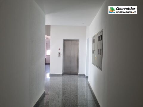 Prodej, byt 2+kk, 40 m, , , Česko - 9