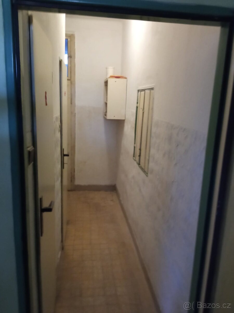 Prodám starší RD na splátky a bez úroků za 3.190.000,- Kč - 9