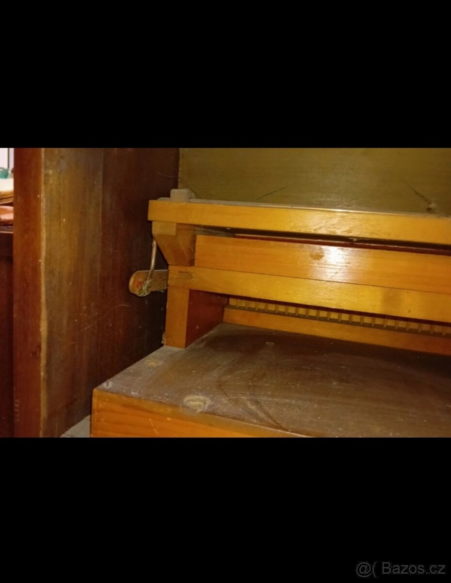 Starodávné harmonium Pajker - 9