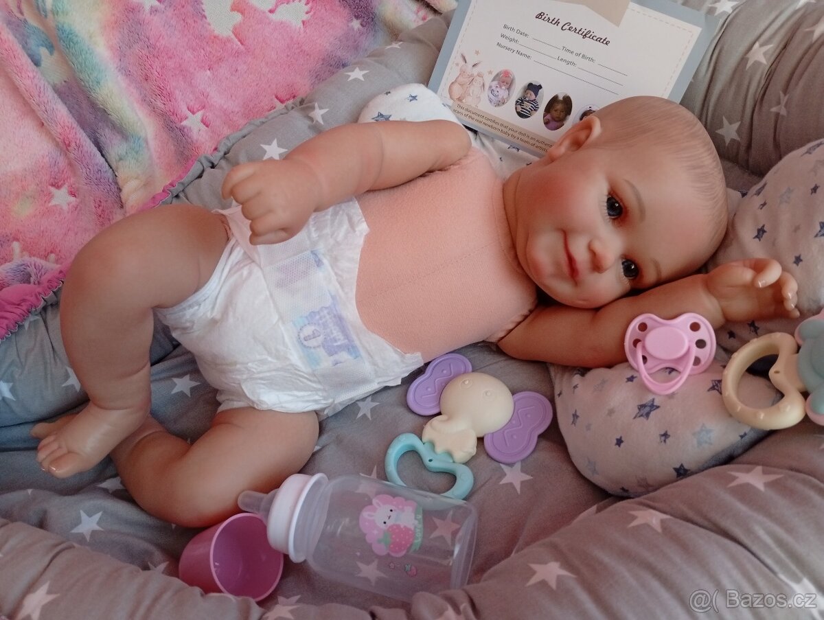 Realistická Reborn panenka usměvavá holčička Maddie - 9