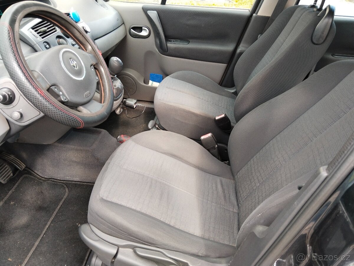 Renault Scenik 1.5 dci, rok 2008 - 9