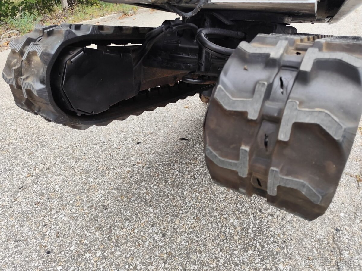 Bagr Bobcat 320. 2x lyžica. - 9