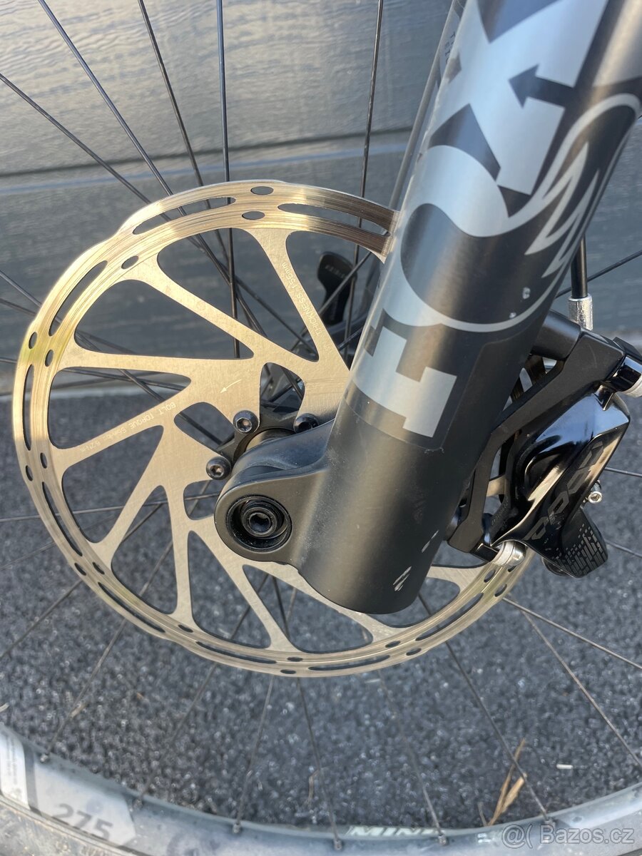 Canyon Torque CF9 2021 vel. M TOP stav NOVÁ CENA - 9