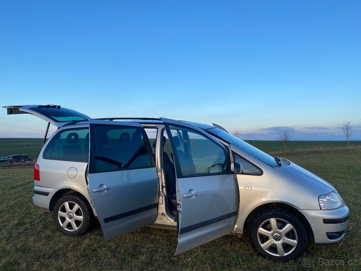 VW Sharan 7 míst 1.9 TDI 96 KW - 9
