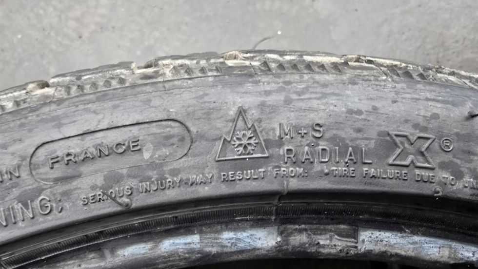 Zimní pneumatika 245/35/20 Michelin - 9