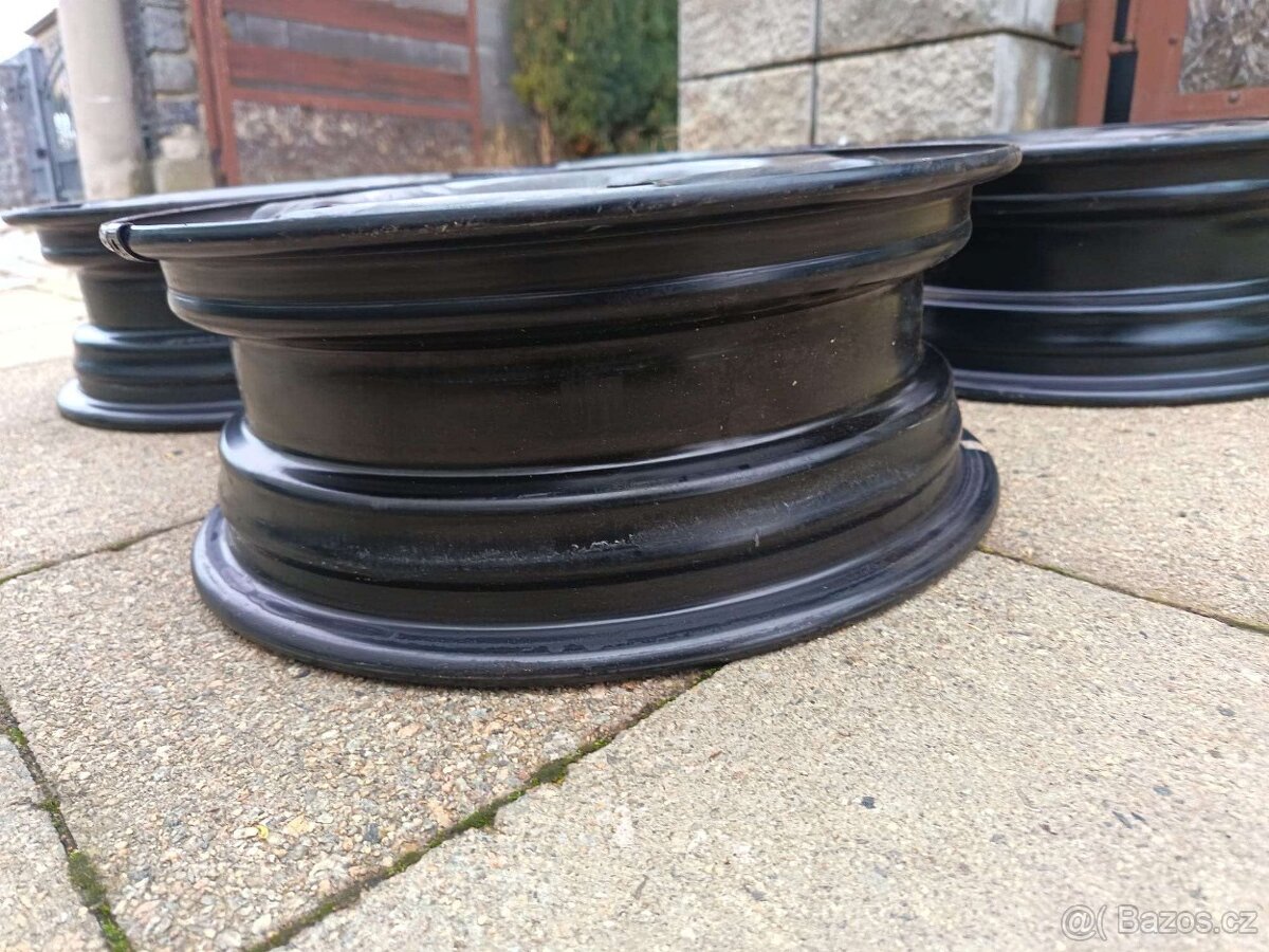 R14 disky plech 5x100, ET35, 5J....Nové - 9