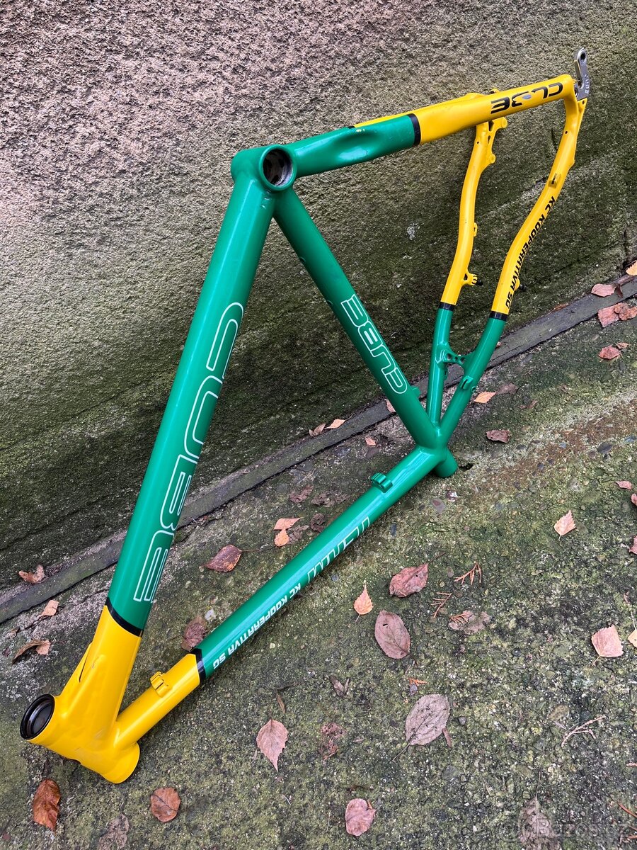 Rám Cube Team KC Kooperativa SG 26” - 9