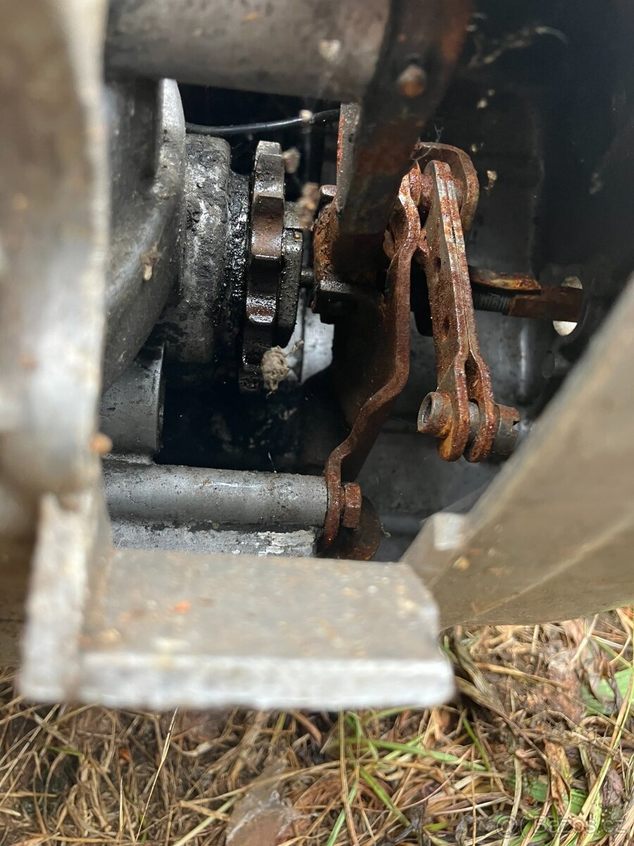 Čz 125/476 Oilmaster pěkný motor - 9