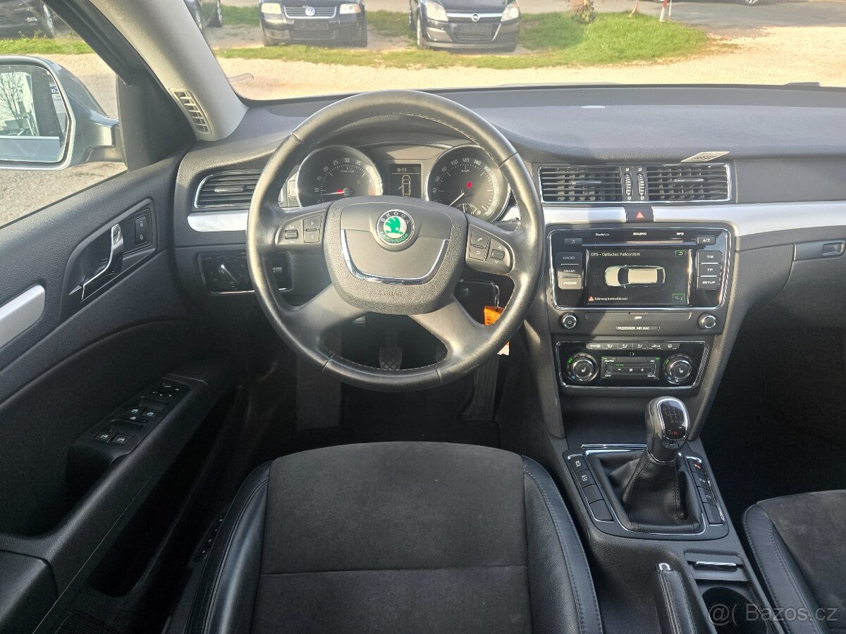 Škoda Superb 2,0TDi 125kW 4x4 Elegance - 9