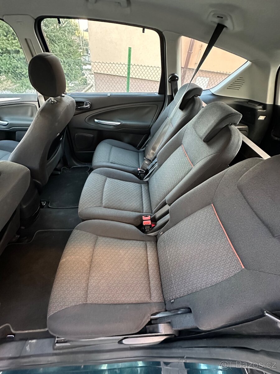 Ford S-Max 2.0TDCi manuál 6kvalt - 9