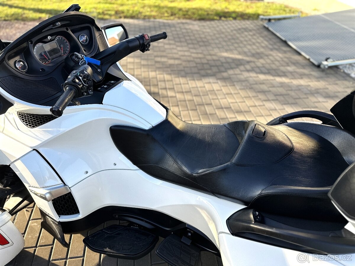 Can-am Spyder 1330 RT S SE6 MY2017 - 9