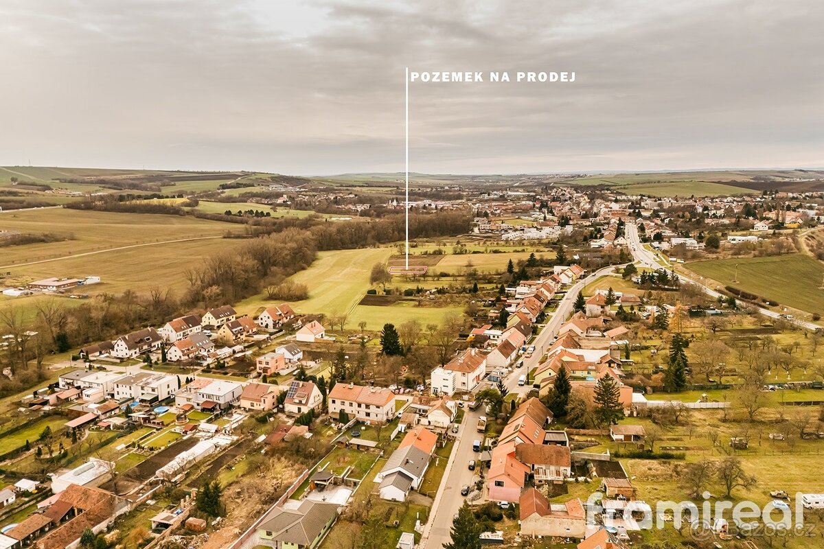 Prodej stavebního pozemku 538 m², Rousínov - Čechyně - 9