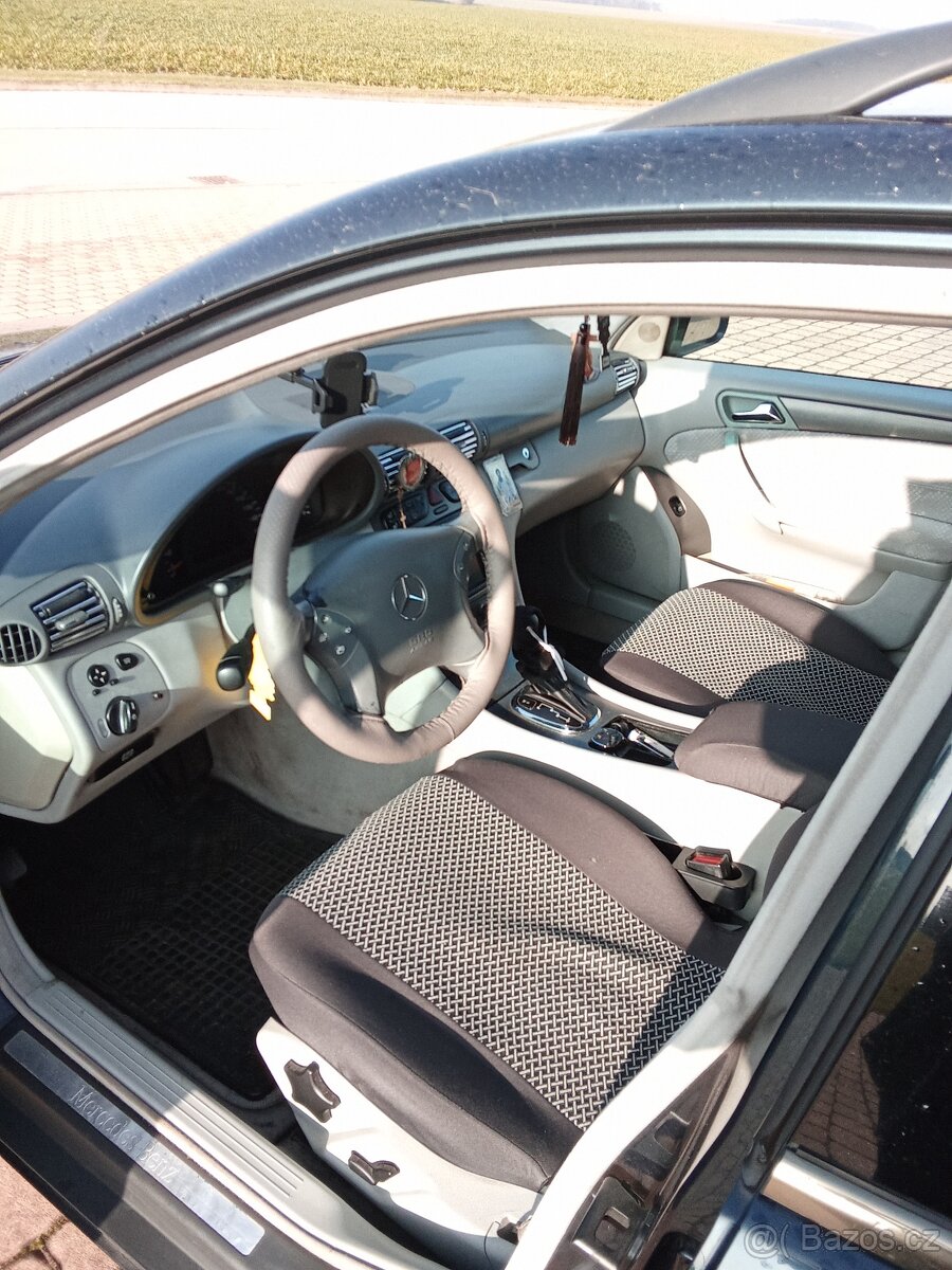 Prodám-Mercedes-Benz w203,C270 cdi-125kw,r.v.2002 - 9