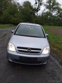 Opel Meriva 1.6 - 9