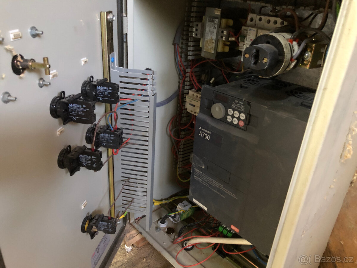 Spodní frézka 4kw - 9