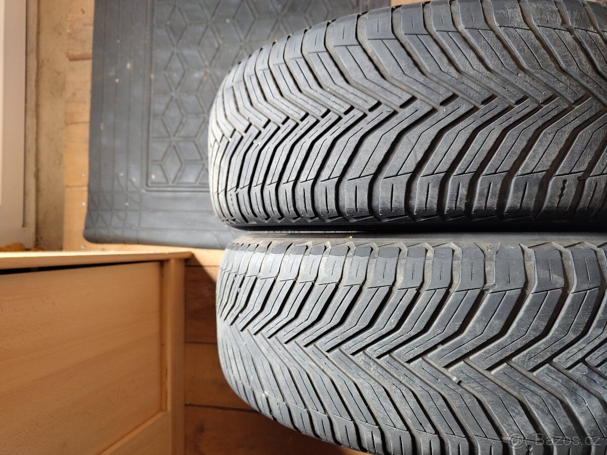 P: pneu 215/60 r16 - 9