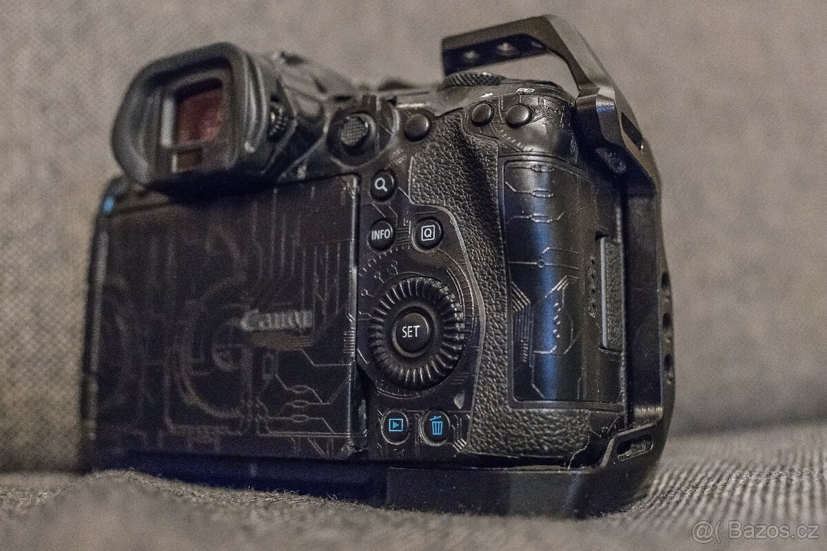 Canon EOS R5 + Smallrig klec - 9