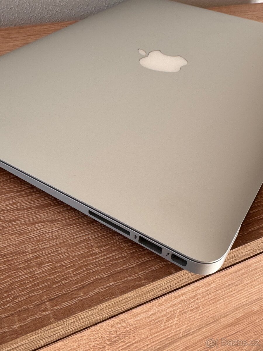 MacBook Air 13” 2017 + Apple Magic Mouse - 9