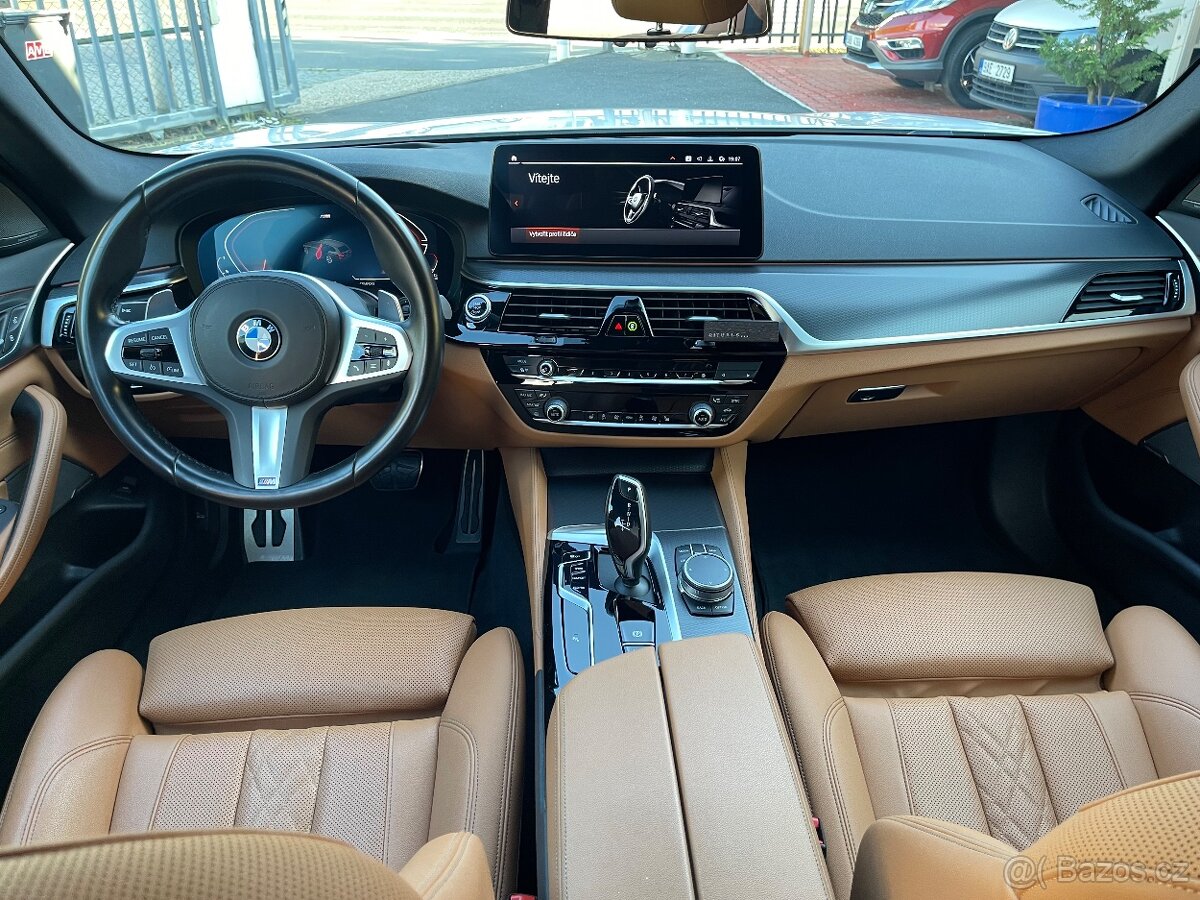Prodám BMW 530D XDRIVE M PAKET head-up - 9