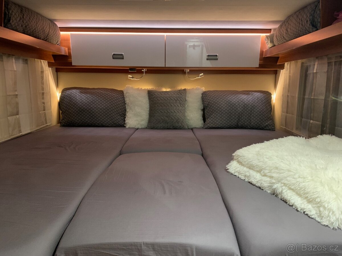 LAIKA KOSMO EMBLEMA 509 - 9