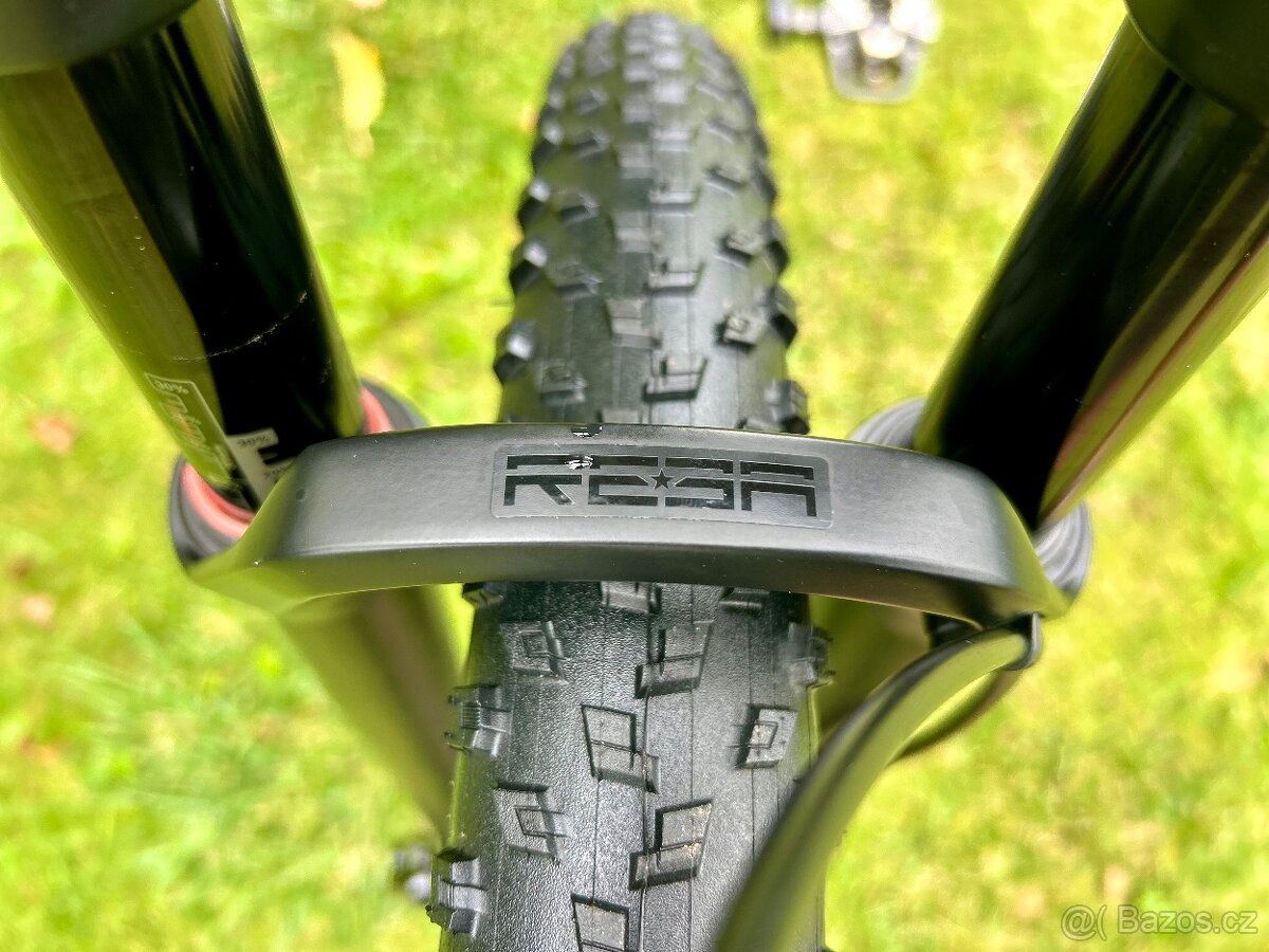 Specialized EPIC 29" M karbonový kokpit - 9