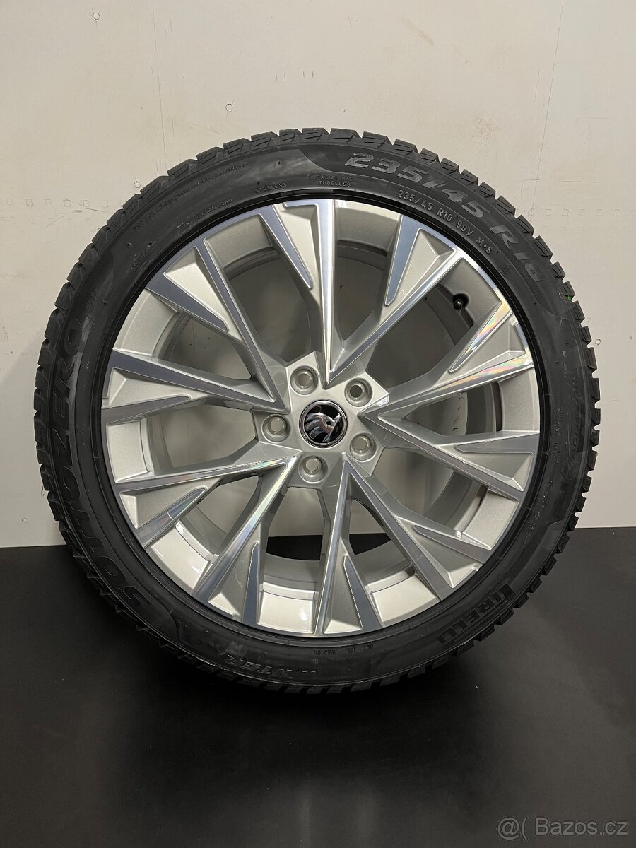 Superb 3-4 R18 Nová originální zimní sada - 9