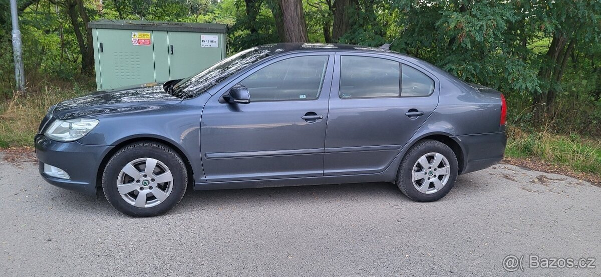 Škoda Octavia II 2.0 TDI CR 103 KW Elegance 2012 Webasto CZ - 9