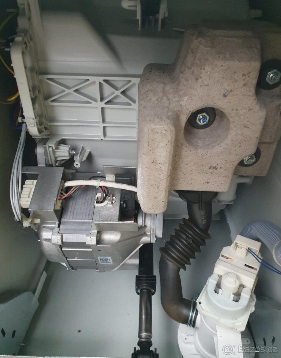 PRACKA WHIRLPOOL,BOCNI PLNENI,6KG,DISPLEJ,PLNE FUNKCNI,A+ - 9