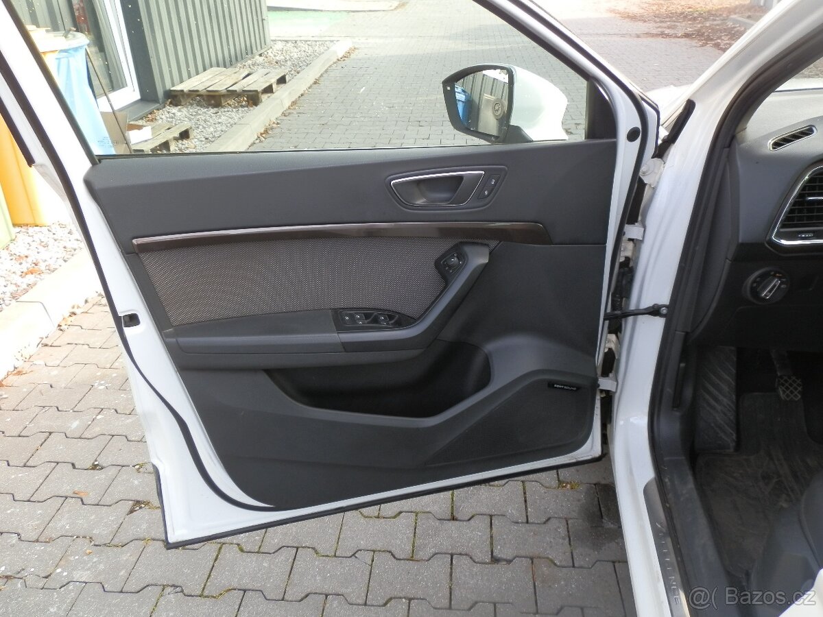 Seat Ateca 2,0TDi Xcellence, 4x4, nezávislé topení - 9