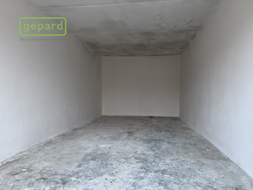 Garáž, Bratislavská ev. č. 110, Teplice - Řetenice - 9