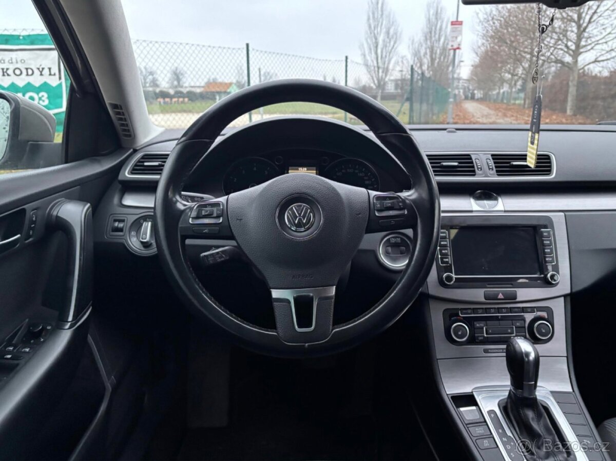 VOLKSWAGEN PASSAT 1.8 TSI 118 KW AUTOMAT ( DSG ) - BENZÍN - 9