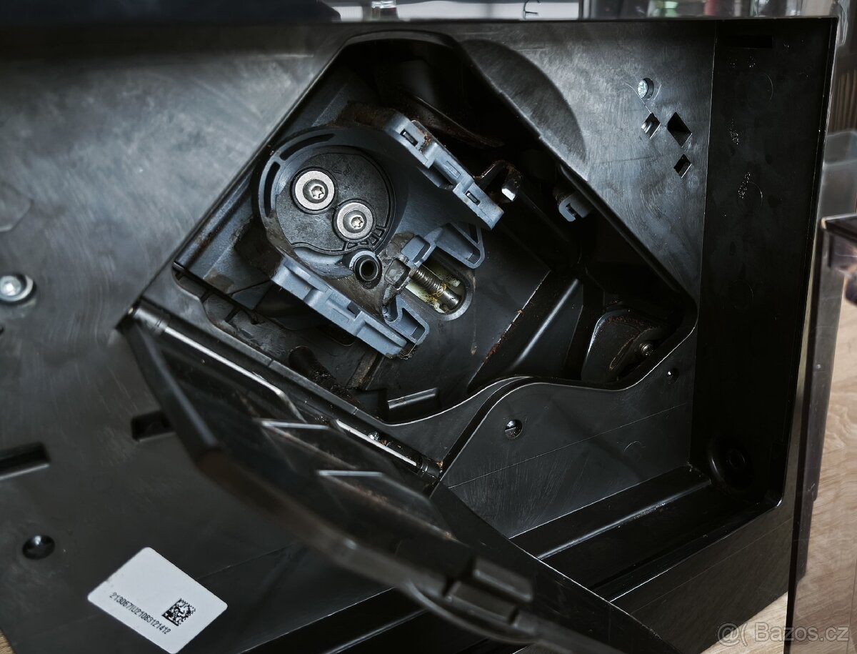 DeLonghi Espresso kávovar MagnificaS ECAM 22.110B - 9