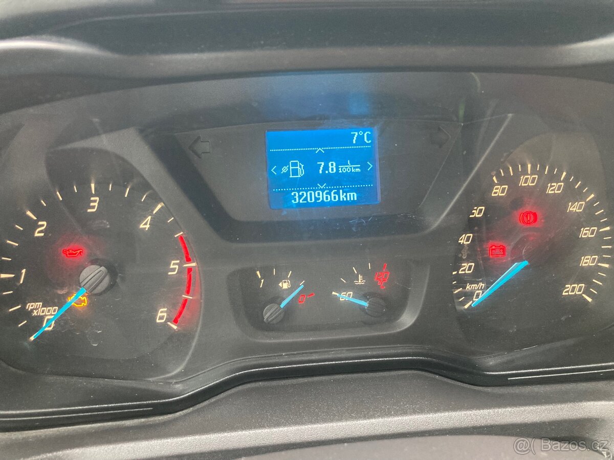 FORD TRANSIT CUSTOM - 9