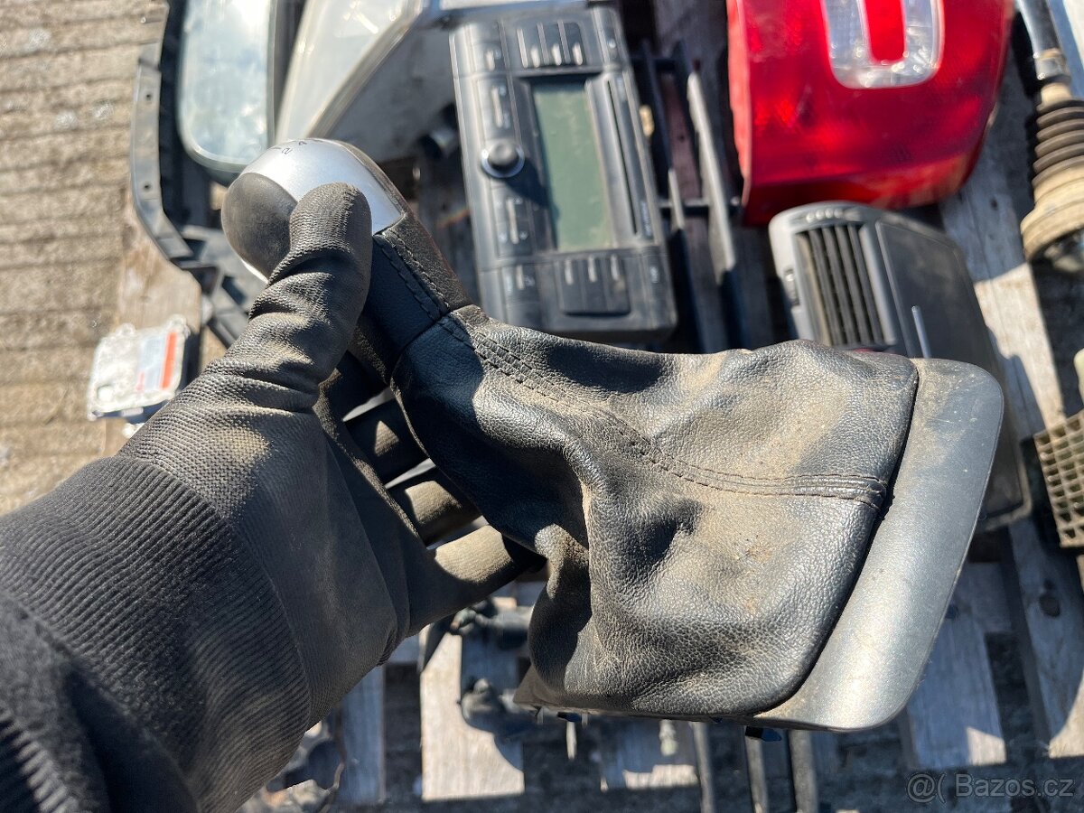 Díly Octavia 2 Rádio mp3 světla xenon jednotka rezerva - 9