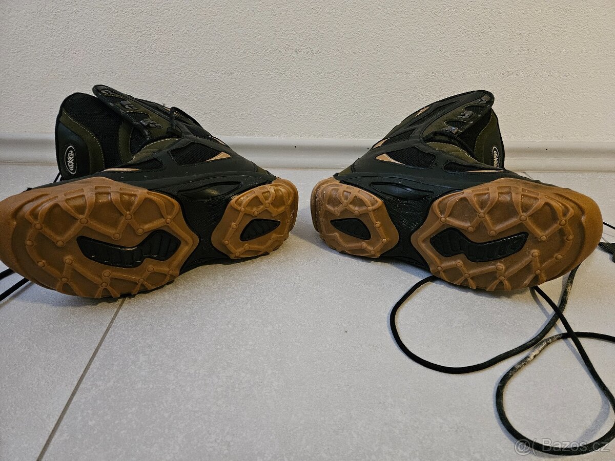 Snowboard Atomic Radon 155cm, boty, vak - 9