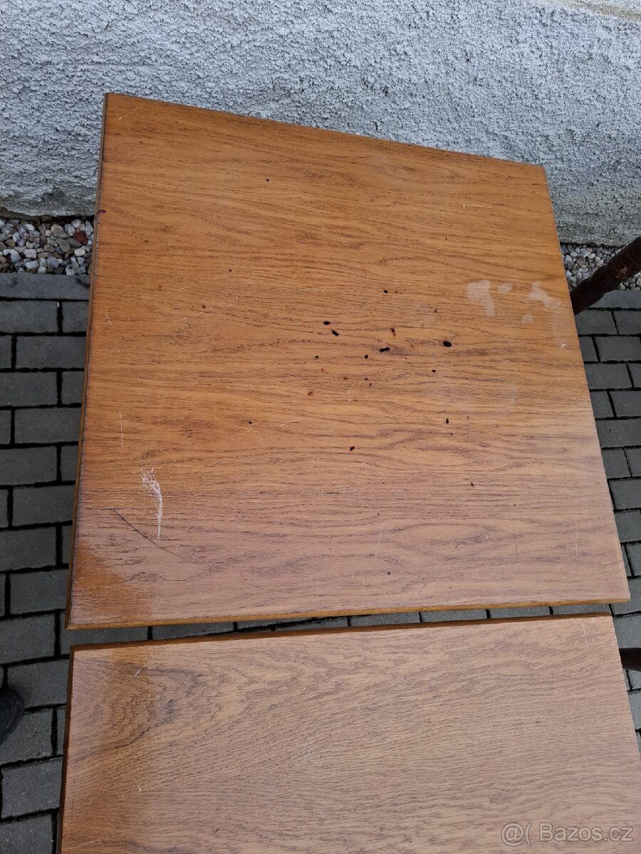 13x stoly z restaurace hospody - 9