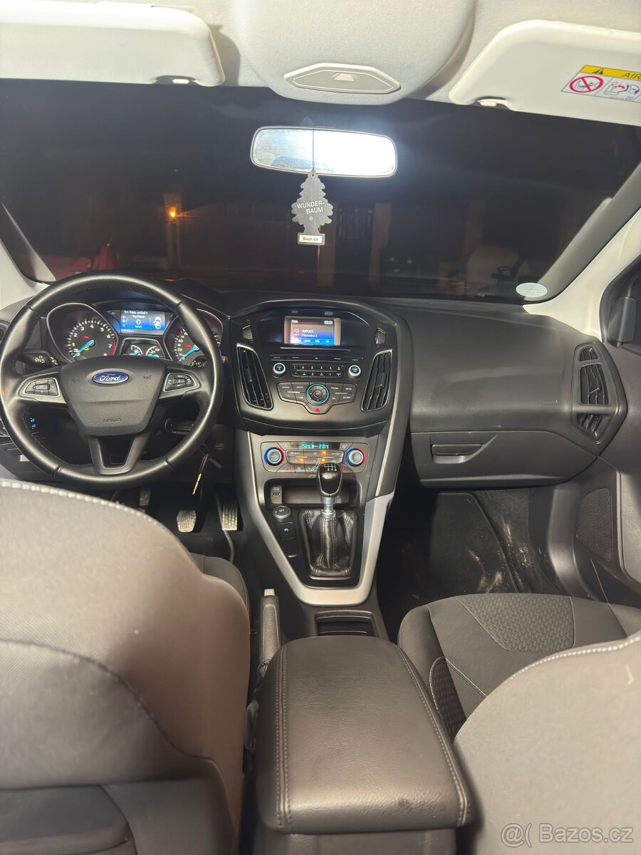 Ford Focus 1,0L. ecoboost rok 2016 - 9