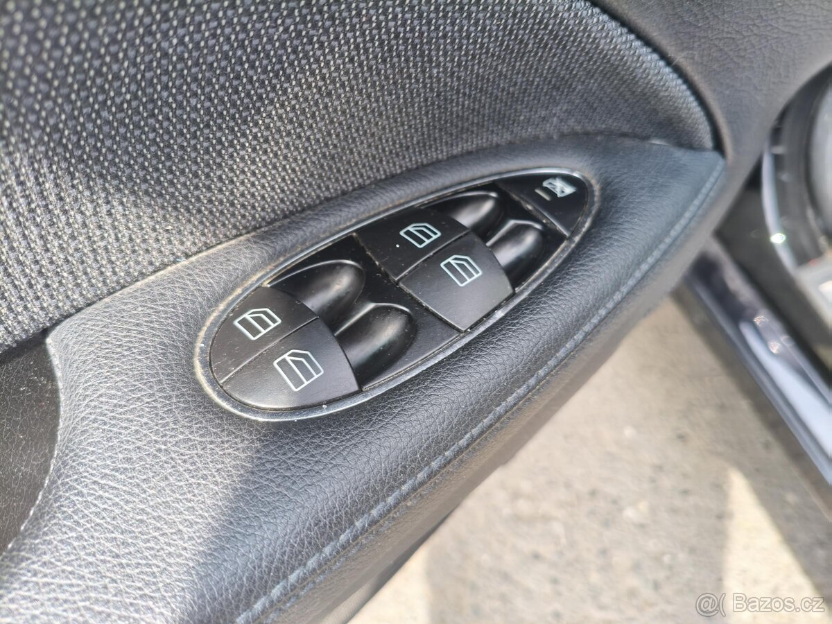 Mercedes-Benz Třída E 1.8 K , 135 kW benzín, 2008 - 9