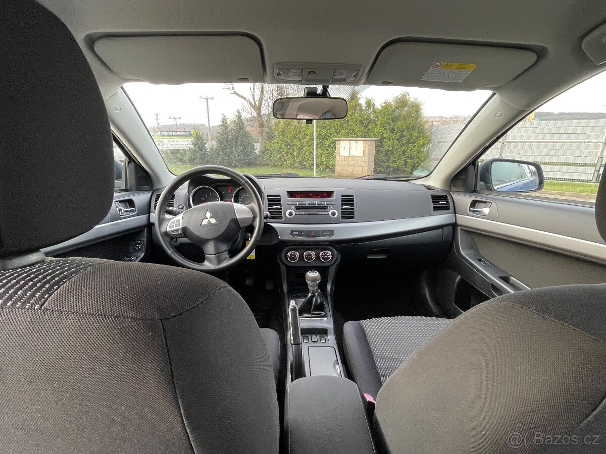 Mitsubishi Lancer Sport 1.6 benzin 86 Kw rv 2012 - 9