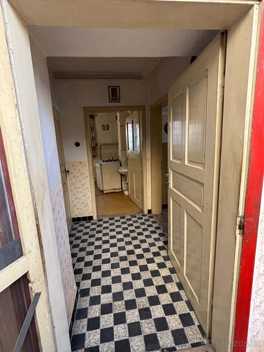 Prodej rodinného domu k rekonstrukci 97 m2, Třebelovice - 9