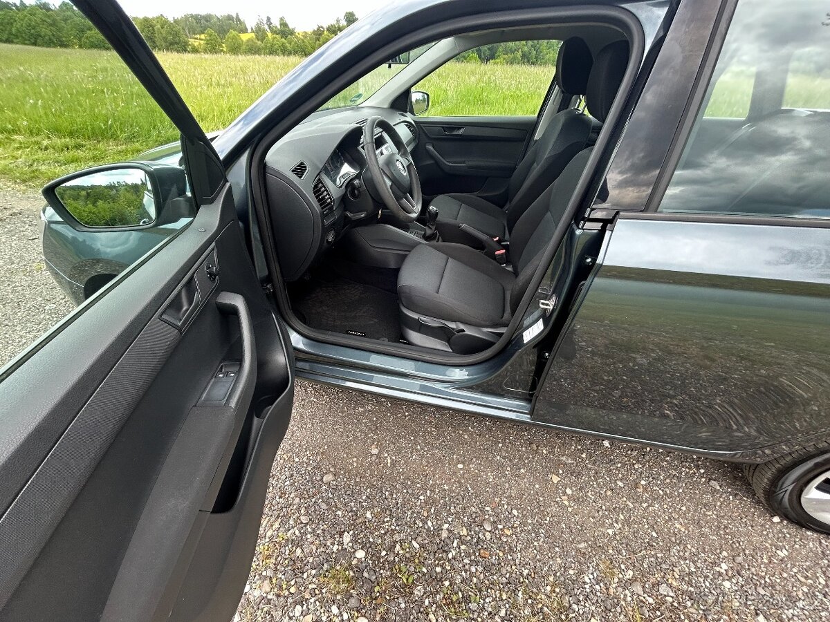 Prodám Škoda Fabia III 1,0 mpi com - 9