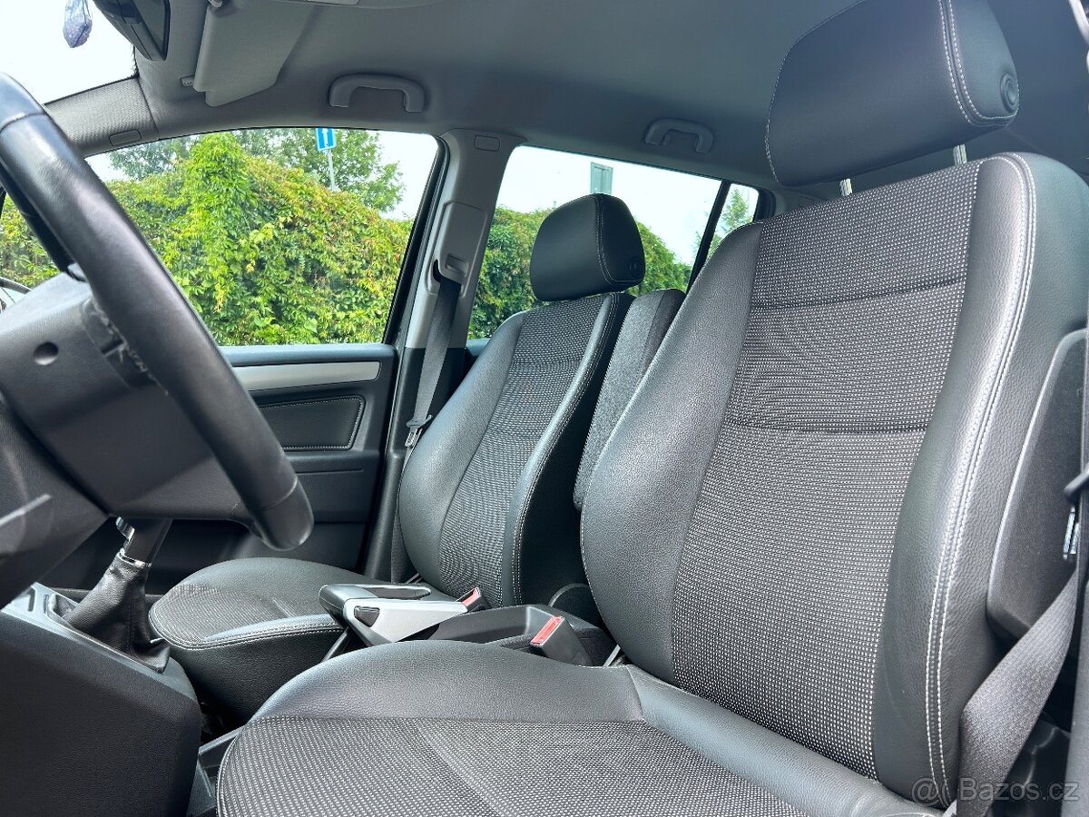 Opel Zafira B 1,8 103 kW, xenony, 253.000 km, černá - 9