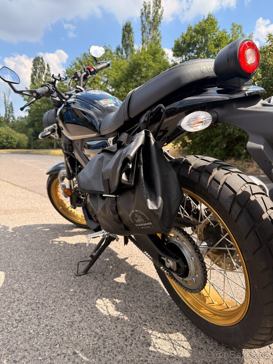 XSR 125 Legacy - 9
